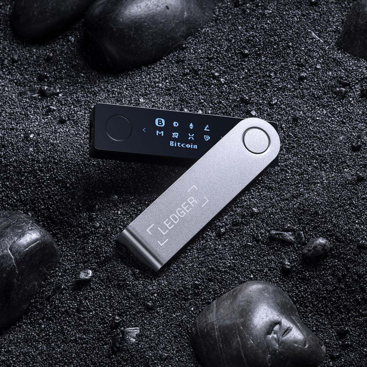 Nano S Plus Crypto Hardware Wallet nero